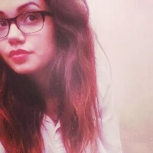 Meet your Posher, Iliana